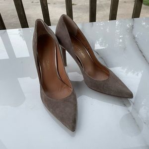 Stuart Weitzman Nude Beige Pumps